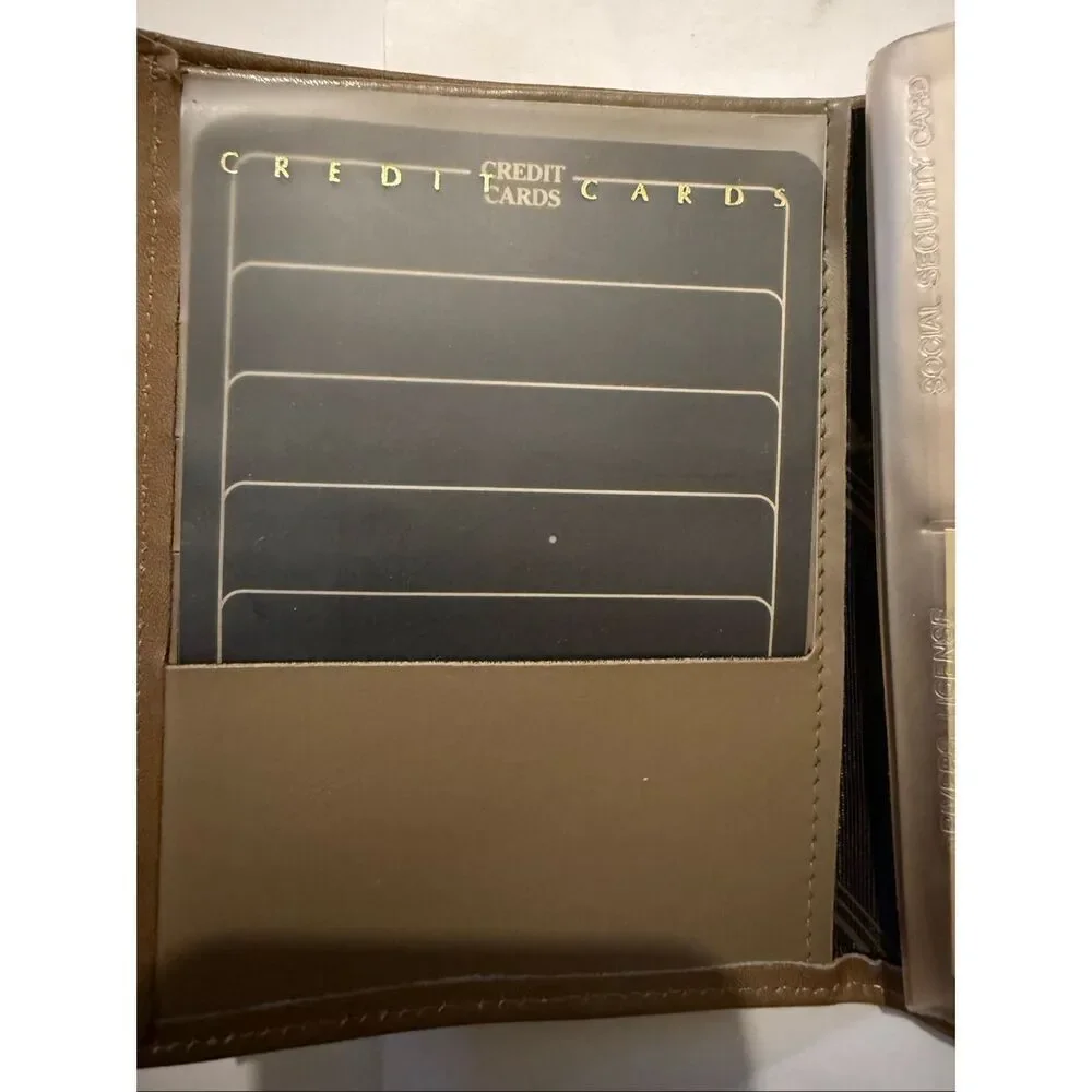Prince Gardner Women's Cowhide Leather Tooled Bifold Card Wallet Tan OS NWOT